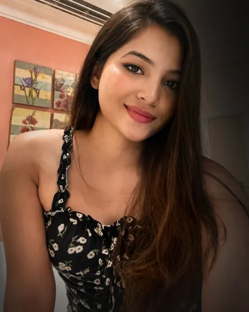 Massage Spa in Ajman stunning girl posing for photo by sitting
