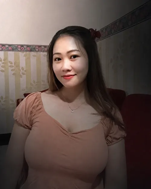 Massage Spa in ajman red bloused lady in balcony posing for you